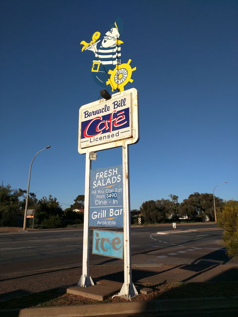 Barnacle Bill Family Seafood Restaurant - New South Wales Tourism  3
