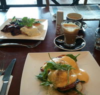 Chapter Too - New South Wales Tourism 