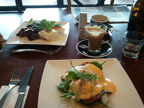 Chapter Too - New South Wales Tourism  0