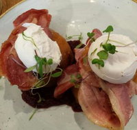 Dark Horse on The Brit - New South Wales Tourism 