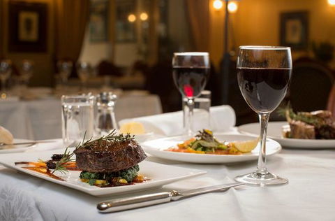 Oliver's Restaurant - New South Wales Tourism  0