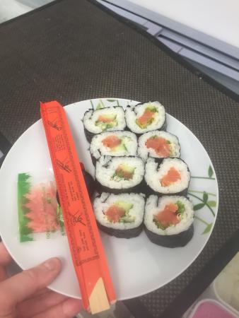 Hollisushi & Smoothies - New South Wales Tourism  0