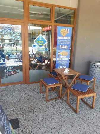 Captain Hooks Fish & Chippery - New South Wales Tourism  0