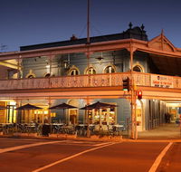 The Golden City Hotel - New South Wales Tourism 