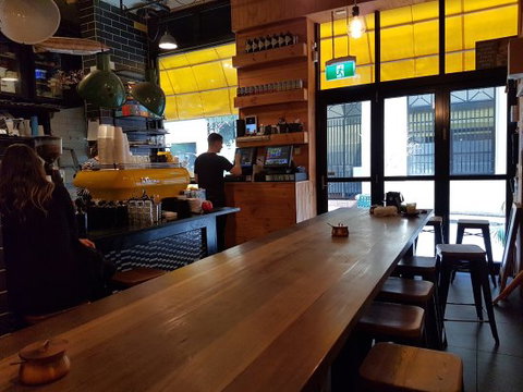 Oli & Levi - New South Wales Tourism  0