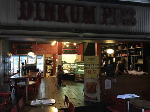 Dinkum Pies - New South Wales Tourism  0
