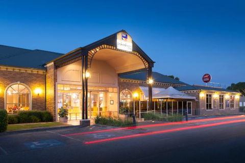 Castello's Cardinia Hotel - New South Wales Tourism  0