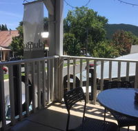 Dumu Balcony Cafe