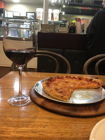 Beechworth Pizza & Takeaway - New South Wales Tourism  0