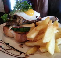 Silvers Bar and Grill - New South Wales Tourism 