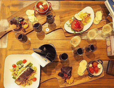 Two Fat Blokes Gourmet Kitchen - New South Wales Tourism  10