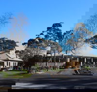 Pine Grove Hotel - New South Wales Tourism 