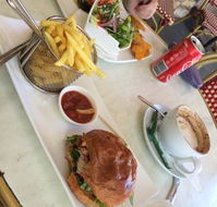 Supreme Bar and Restaurant - New South Wales Tourism 