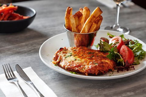The Royal Hotel Drouin - New South Wales Tourism  0