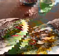 Under The Sun - New South Wales Tourism 