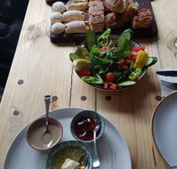 MeyhaneE - New South Wales Tourism 