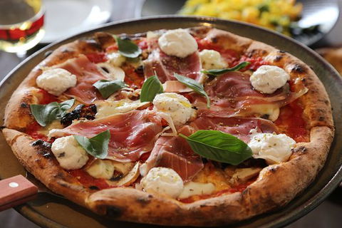 Farina Pizzeria - New South Wales Tourism  0