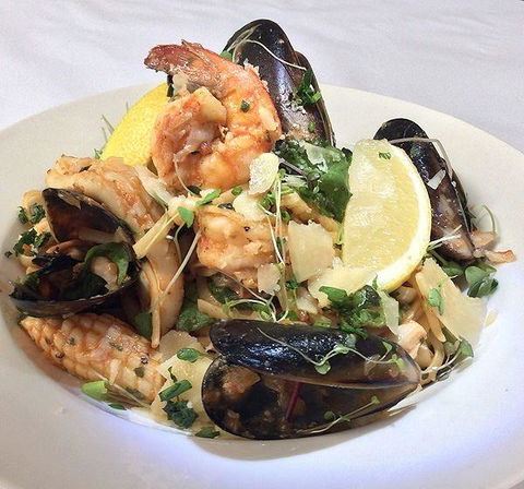 Domani's Cafe Restaurant & Bar - New South Wales Tourism  8