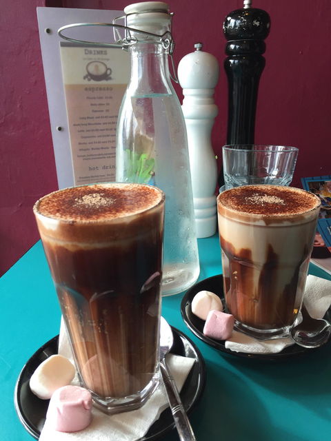Le Cafe On St George - New South Wales Tourism  9