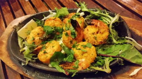 Maharaja's Lakeside Indian Restaurant - New South Wales Tourism  0