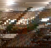 Noshtalgia Cafe Restaurant