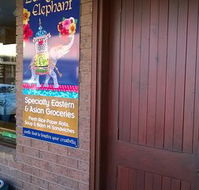Laughing Elephant - New South Wales Tourism 