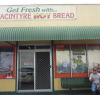 MacIntyre Hot Bread Shop - New South Wales Tourism 