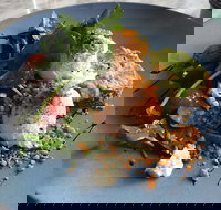 Mr  Mrs Smith Coledale - New South Wales Tourism 