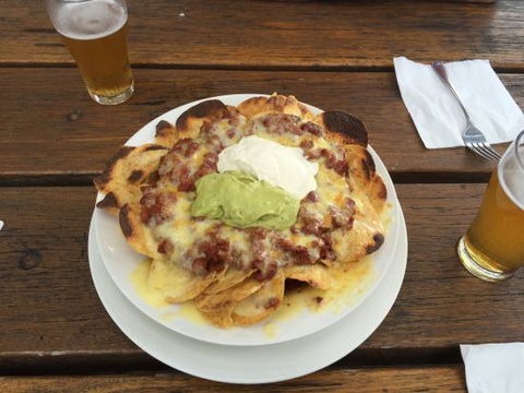 Coast Hotel Budgewoi - New South Wales Tourism  0