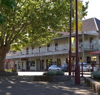 Royal Hotel Restaurant - New South Wales Tourism 