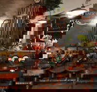 Black Oak - New South Wales Tourism 