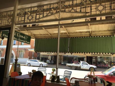 Deli Lama - New South Wales Tourism  0