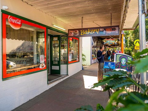 Nimbin Bakery - New South Wales Tourism  0