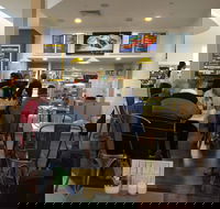Debonair's Cafe - New South Wales Tourism 