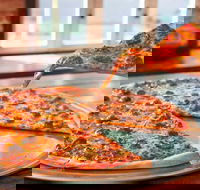 Mack Daddy's New York Slice - New South Wales Tourism 