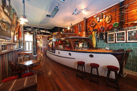 Rodney's Bait And Tackle - New South Wales Tourism  0