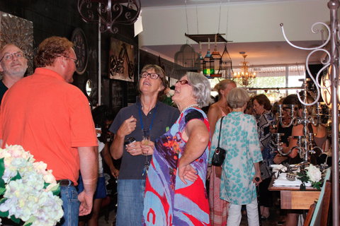 Stone's Throw - New South Wales Tourism  1