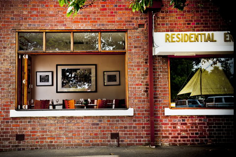 Elephant And Castle Hotel - New South Wales Tourism  2