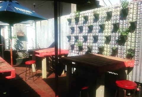 The Thirsty Wolf - New South Wales Tourism  0