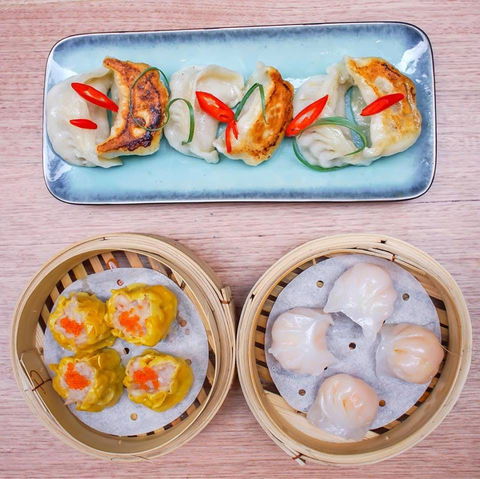 At Tea - New South Wales Tourism  0