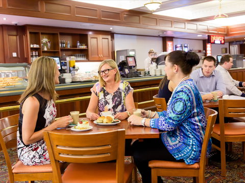 Commercial Club Albury - New South Wales Tourism  2