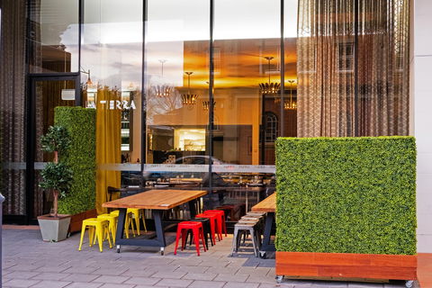 La Tierra Restaurant & Bar - New South Wales Tourism  2