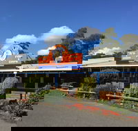 Log Cabin Pizza - New South Wales Tourism 