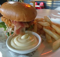 Newnham Hotel Restaurant - New South Wales Tourism 