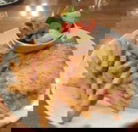 Bull and Bush - New South Wales Tourism 