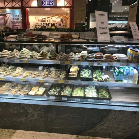 Rozzis Fresh Kitchen - New South Wales Tourism  0
