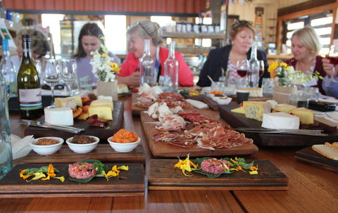 The Farmer's Place - New South Wales Tourism  1