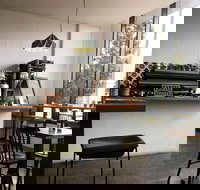 The Retreat Hotel - New South Wales Tourism 