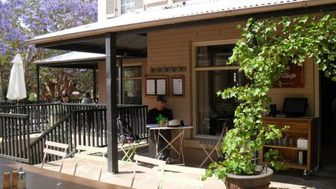 Le Village - New South Wales Tourism  0