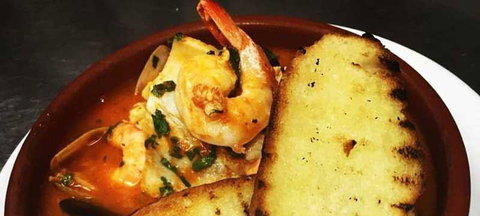 Sai Thong Thai - New South Wales Tourism  1